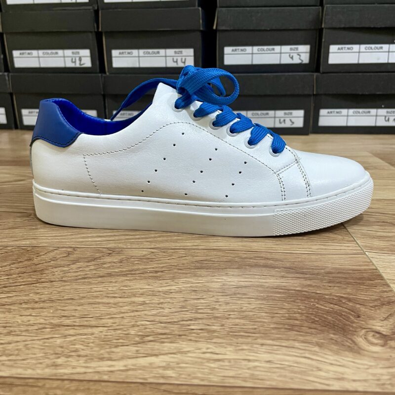 Basket en cuir
